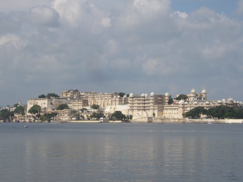 Travel - India - Rajasthan - Udaipur - Pichola Lake